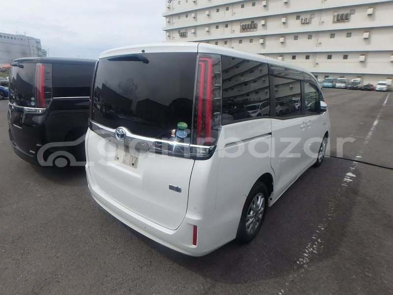 Big with watermark toyota noah dhaka dhaka 48670