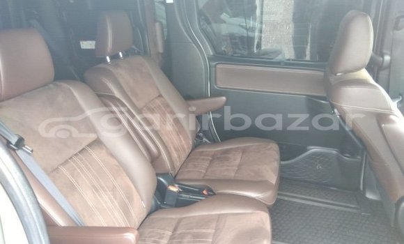 কেনা ব্যবহৃত Toyota Esquire Other গাড়ী মধ্যে ঢাকা মধ্যে Dhaka কেনা ব্যবহৃত Toyota Esquire Other গাড়ী মধ্যে ঢাকা মধ্যে Dhaka