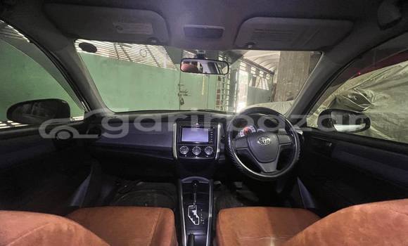 Buy Used 2013 Toyota axio fielder in Dhaka, Dhaka Buy Used 2013 Toyota axio fielder in Dhaka, Dhaka
