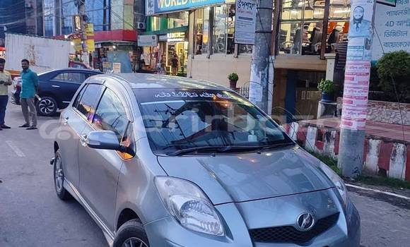 Buy Used 2018 Toyota Vitz in Dhaka, Dhaka Buy Used 2018 Toyota Vitz in Dhaka, Dhaka