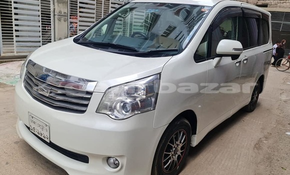 কেনা ব্যবহৃত Toyota Noah White গাড়ী মধ্যে ঢাকা মধ্যে Dhaka কেনা ব্যবহৃত Toyota Noah White গাড়ী মধ্যে ঢাকা মধ্যে Dhaka