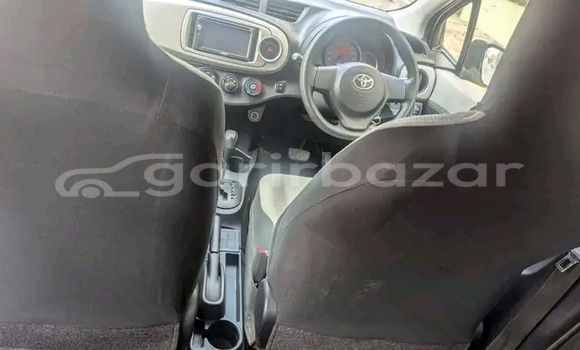 কেনা ব্যবহৃত Toyota Vitz push start 2011 White গাড়ী মধ্যে বাজিতপুর মধ্যে Kishorganj কেনা ব্যবহৃত Toyota Vitz push start 2011 White গাড়ী মধ্যে বাজিতপুর মধ্যে Kishorganj