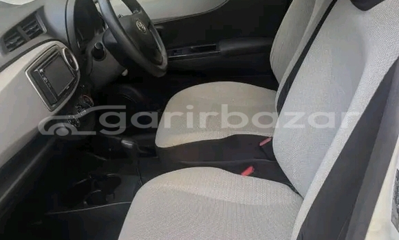 কেনা ব্যবহৃত Toyota Vitz push start 2011 White গাড়ী মধ্যে বাজিতপুর মধ্যে Kishorganj কেনা ব্যবহৃত Toyota Vitz push start 2011 White গাড়ী মধ্যে বাজিতপুর মধ্যে Kishorganj