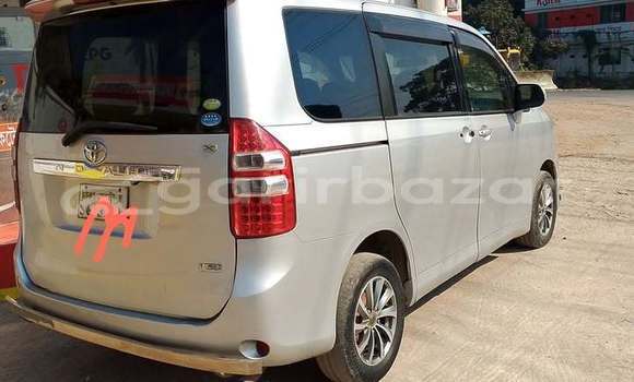কেনা ব্যবহৃত Toyota X Noah Other গাড়ী মধ্যে ঢাকা মধ্যে Dhaka কেনা ব্যবহৃত Toyota X Noah Other গাড়ী মধ্যে ঢাকা মধ্যে Dhaka