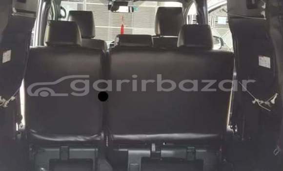 কেনা ব্যবহৃত Toyota Esquire White গাড়ী মধ্যে ঢাকা মধ্যে Dhaka কেনা ব্যবহৃত Toyota Esquire White গাড়ী মধ্যে ঢাকা মধ্যে Dhaka