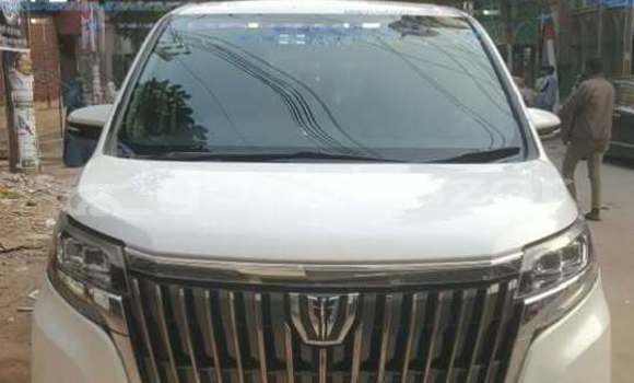 কেনা ব্যবহৃত Toyota Esquire White গাড়ী মধ্যে ঢাকা মধ্যে Dhaka কেনা ব্যবহৃত Toyota Esquire White গাড়ী মধ্যে ঢাকা মধ্যে Dhaka