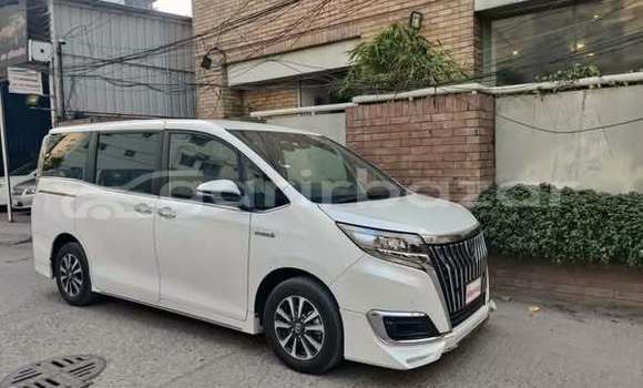 Buy Used 2019 Toyota Esquire in Dhaka, Dhaka Buy Used 2019 Toyota Esquire in Dhaka, Dhaka