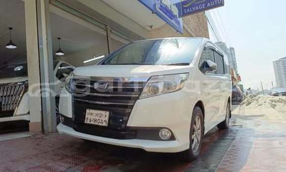 Buy Used 2014 Toyota X Noah in Dhaka, Dhaka Buy Used 2014 Toyota X Noah in Dhaka, Dhaka