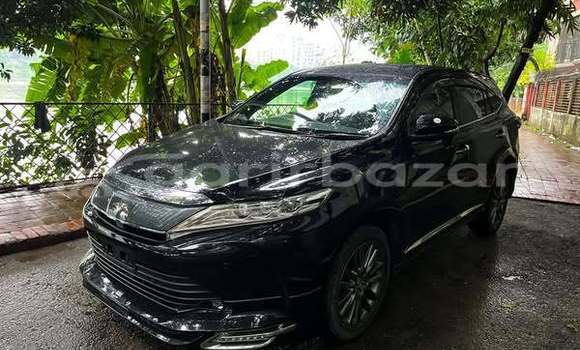Buy Used 2019 Toyota Harrier in Dhaka, Dhaka Buy Used 2019 Toyota Harrier in Dhaka, Dhaka