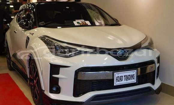 Buy Used 2019 Toyota C-HR in Dhaka, Dhaka Buy Used 2019 Toyota C-HR in Dhaka, Dhaka