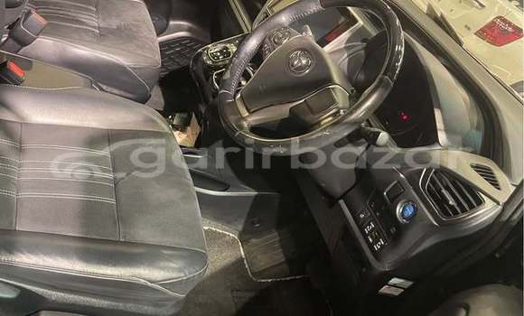 Buy Used 2019 Toyota Esquire in Dhaka, Dhaka Buy Used 2019 Toyota Esquire in Dhaka, Dhaka