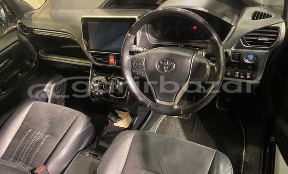 Buy Used 2019 Toyota Esquire in Dhaka, Dhaka Buy Used 2019 Toyota Esquire in Dhaka, Dhaka