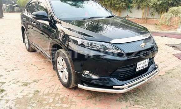 Buy Used 2016 Toyota Harrier in Dhaka, Dhaka Buy Used 2016 Toyota Harrier in Dhaka, Dhaka