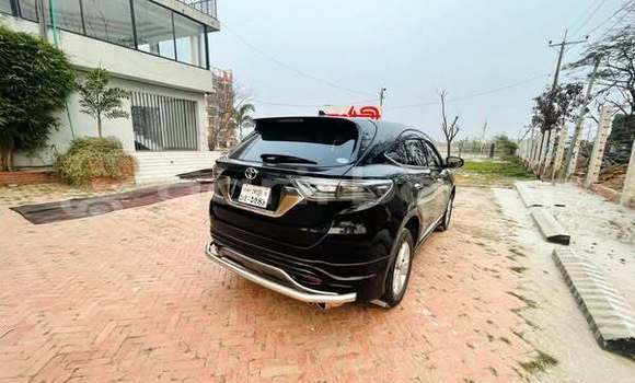 Buy Used 2016 Toyota Harrier in Dhaka, Dhaka Buy Used 2016 Toyota Harrier in Dhaka, Dhaka
