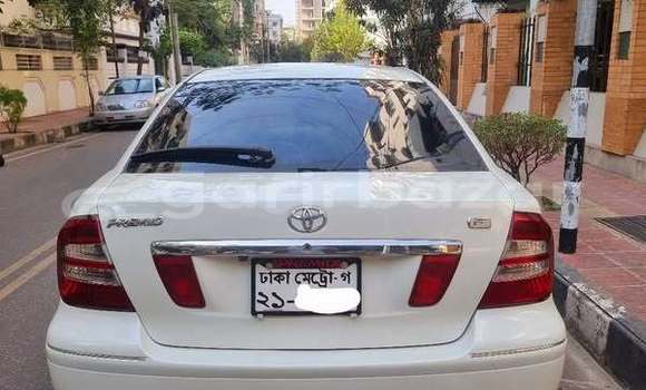 কিনুন ব্যবহৃত Toyota গাড়ী কিনুন ব্যবহৃত Toyota গাড়ী