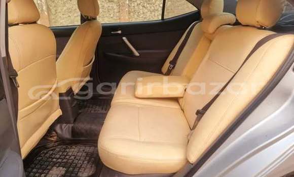 কিনুন ব্যবহৃত Toyota গাড়ী কিনুন ব্যবহৃত Toyota গাড়ী