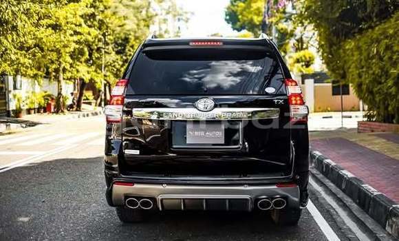 Buy Used 2015 Toyota Land Cruiser in Dhaka, Dhaka Buy Used 2015 Toyota Land Cruiser in Dhaka, Dhaka