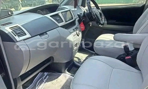 Buy Used Toyota Noah in Bajitpur, Kishorganj Buy Used Toyota Noah in Bajitpur, Kishorganj