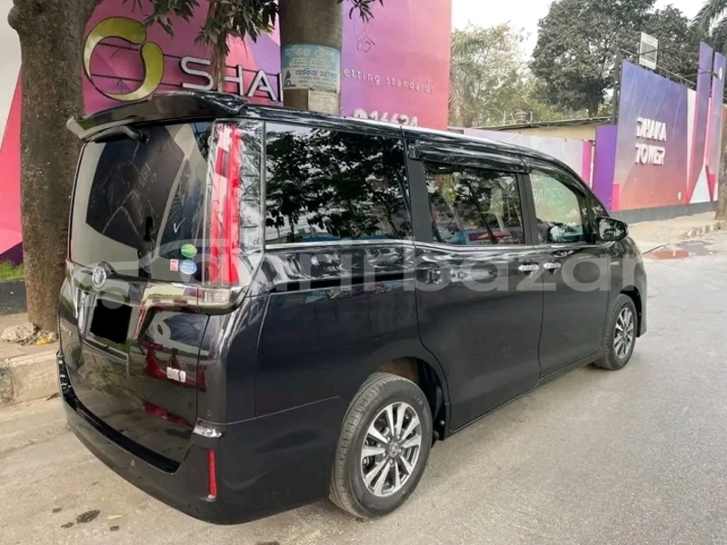 Big with watermark toyota esquire g bandarban bandarban 48930