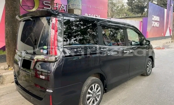 Buy Used Toyota Esquire g in Bandarban, Bandarban Buy Used Toyota Esquire g in Bandarban, Bandarban