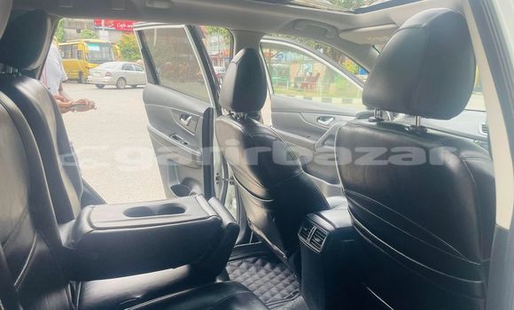 Buy Used 2015 Nissan X-Trail in Dhaka, Dhaka Buy Used 2015 Nissan X-Trail in Dhaka, Dhaka