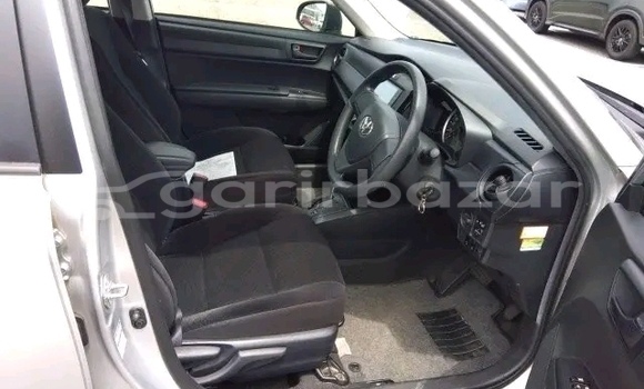 Buy Used Toyota Axio fielder in Bajitpur, Kishorganj Buy Used Toyota Axio fielder in Bajitpur, Kishorganj