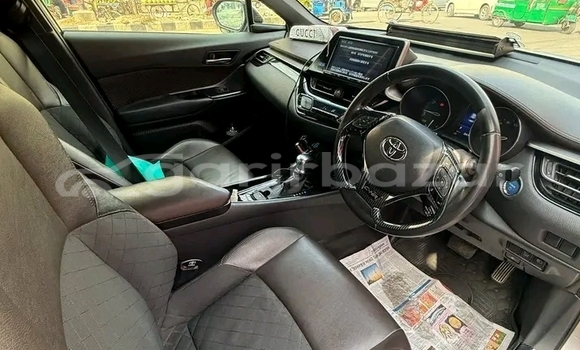 Buy Used Toyota C-hr s led pearl bodykit 2019 in Bandarban, Bandarban Buy Used Toyota C-hr s led pearl bodykit 2019 in Bandarban, Bandarban