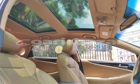 Buy Used 2012 Hyundai Sonata in Dhaka, Dhaka Buy Used 2012 Hyundai Sonata in Dhaka, Dhaka
