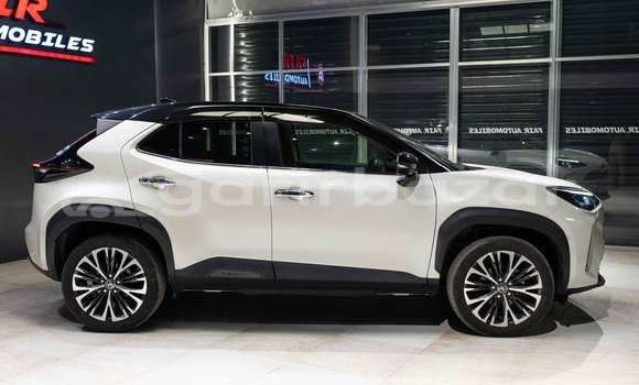 Buy Import 2021 Toyota Yaris cross 2021 in Dhaka, Dhaka Buy Import 2021 Toyota Yaris cross 2021 in Dhaka, Dhaka