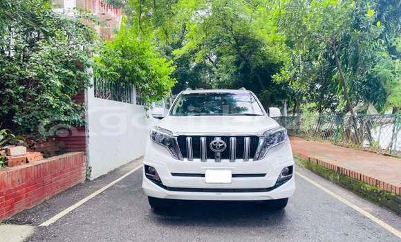 কেনা ব্যবহৃত Toyota Land Cruiser Other গাড়ী মধ্যে ঢাকা মধ্যে Dhaka