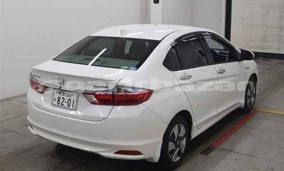 কেনা ব্যবহৃত Honda Grace White গাড়ী মধ্যে ঢাকা মধ্যে Dhaka কেনা ব্যবহৃত Honda Grace White গাড়ী মধ্যে ঢাকা মধ্যে Dhaka