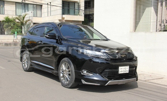 কেনা ব্যবহৃত Toyota Harrier adv premium jbl 2014 Black গাড়ী মধ্যে ঢাকা মধ্যে Dhaka