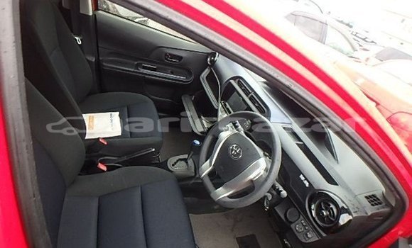 Buy Used 2017 Toyota Aqua in Dhaka, Dhaka Buy Used 2017 Toyota Aqua in Dhaka, Dhaka