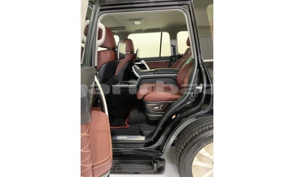 Buy Import 2019 Toyota Land Cruiser in Import - Dubai, Bandarban Buy Import 2019 Toyota Land Cruiser in Import - Dubai, Bandarban