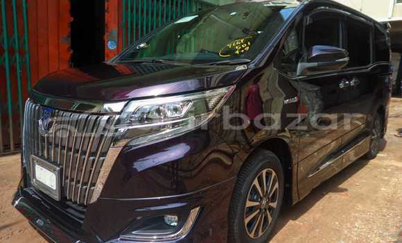 কেনা ব্যবহৃত Toyota Esquire gi premium 2018 Purple গাড়ী মধ্যে ঢাকা মধ্যে Dhaka কেনা ব্যবহৃত Toyota Esquire gi premium 2018 Purple গাড়ী মধ্যে ঢাকা মধ্যে Dhaka