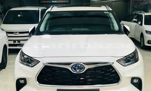 Buy Import 2021 Toyota Highlander in Dhaka, Dhaka Buy Import 2021 Toyota Highlander in Dhaka, Dhaka