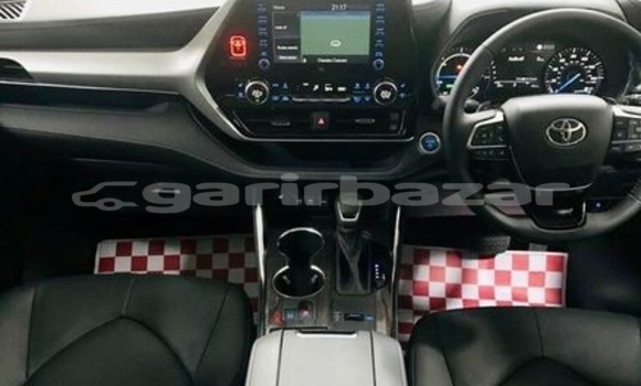 Buy Import 2021 Toyota Highlander in Dhaka, Dhaka Buy Import 2021 Toyota Highlander in Dhaka, Dhaka