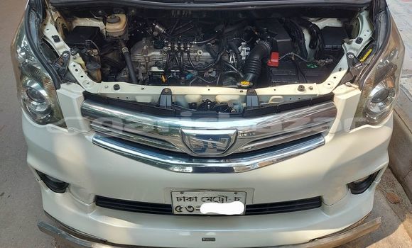 Buy Used 2012 Toyota Noah in Dhaka, Dhaka Buy Used 2012 Toyota Noah in Dhaka, Dhaka