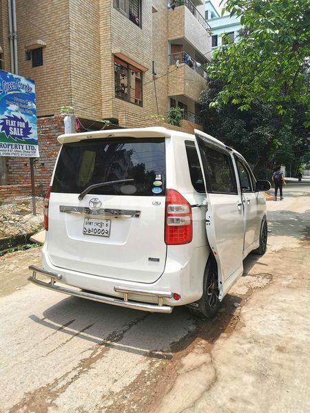 Big with watermark toyota noah dhaka dhaka 5440