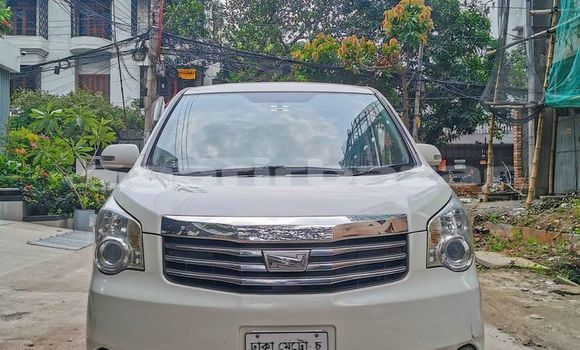 Buy Used 2012 Toyota Noah in Dhaka, Dhaka Buy Used 2012 Toyota Noah in Dhaka, Dhaka