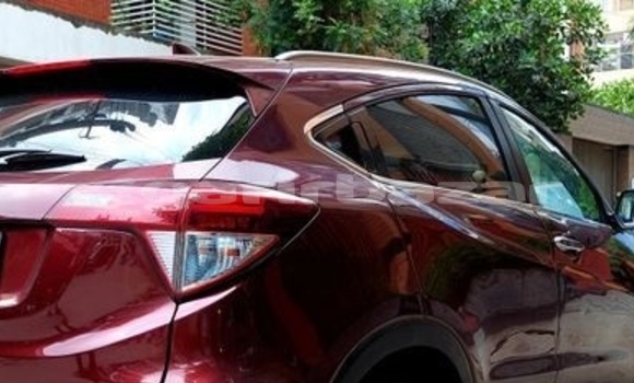 Buy Used 2014 Honda Vezel in Dhaka, Dhaka Buy Used 2014 Honda Vezel in Dhaka, Dhaka