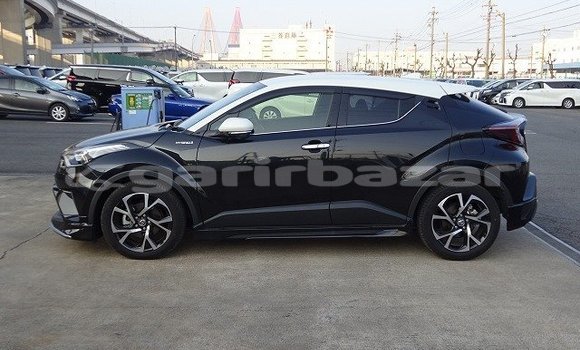 কেনা ব্যবহৃত Toyota CH-R Blue গাড়ী মধ্যে ঢাকা মধ্যে Dhaka কেনা ব্যবহৃত Toyota CH-R Blue গাড়ী মধ্যে ঢাকা মধ্যে Dhaka