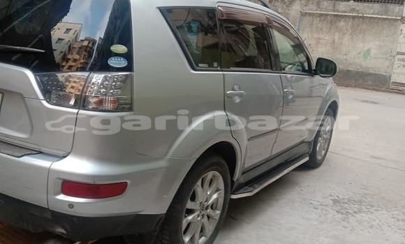 কেনা ব্যবহৃত Mitsubishi Outlander Silver গাড়ী মধ্যে ঢাকা মধ্যে Dhaka কেনা ব্যবহৃত Mitsubishi Outlander Silver গাড়ী মধ্যে ঢাকা মধ্যে Dhaka