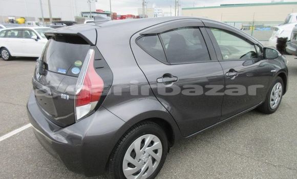 কেনা ব্যবহৃত Toyota Aqua Grey গাড়ী মধ্যে ঢাকা মধ্যে Dhaka কেনা ব্যবহৃত Toyota Aqua Grey গাড়ী মধ্যে ঢাকা মধ্যে Dhaka