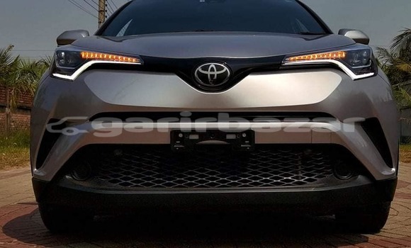 কেনা ব্যবহৃত Toyota CH-R Grey গাড়ী মধ্যে ঢাকা মধ্যে Dhaka কেনা ব্যবহৃত Toyota CH-R Grey গাড়ী মধ্যে ঢাকা মধ্যে Dhaka