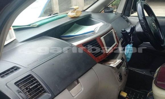 Buy Used 2002 Toyota Noah in Dhaka, Dhaka Buy Used 2002 Toyota Noah in Dhaka, Dhaka