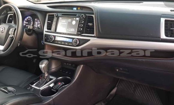 Buy Import 2018 Toyota Highlander in Import - Dubai, Bandarban Buy Import 2018 Toyota Highlander in Import - Dubai, Bandarban