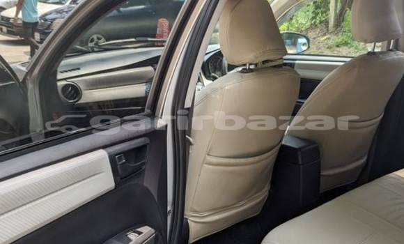 Buy Used 2012 Toyota Axio in Dhaka, Dhaka Buy Used 2012 Toyota Axio in Dhaka, Dhaka