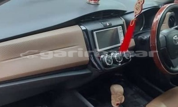 Buy Used 2012 Toyota Axio in Dhaka, Dhaka Buy Used 2012 Toyota Axio in Dhaka, Dhaka