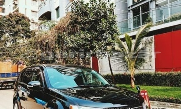 Buy Used 2011 Mitsubishi Outlander in Dhaka, Dhaka Buy Used 2011 Mitsubishi Outlander in Dhaka, Dhaka